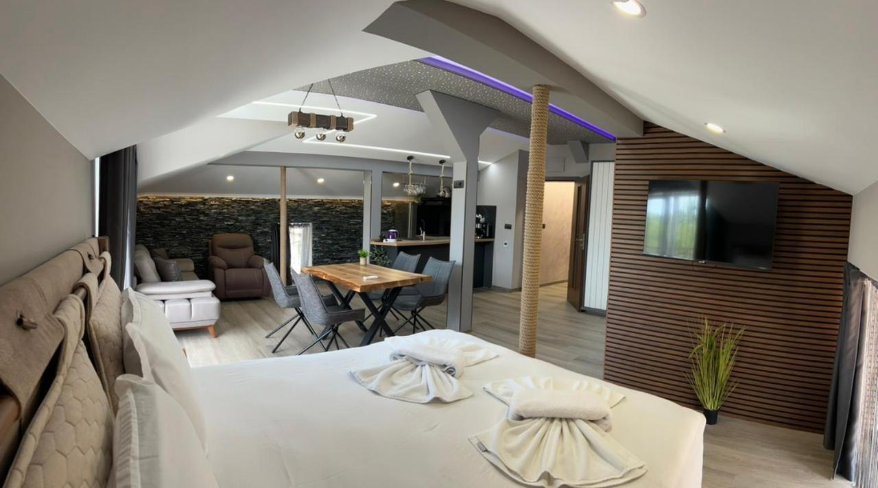 Guest House Sg-Brothers 오브조르 외부 사진