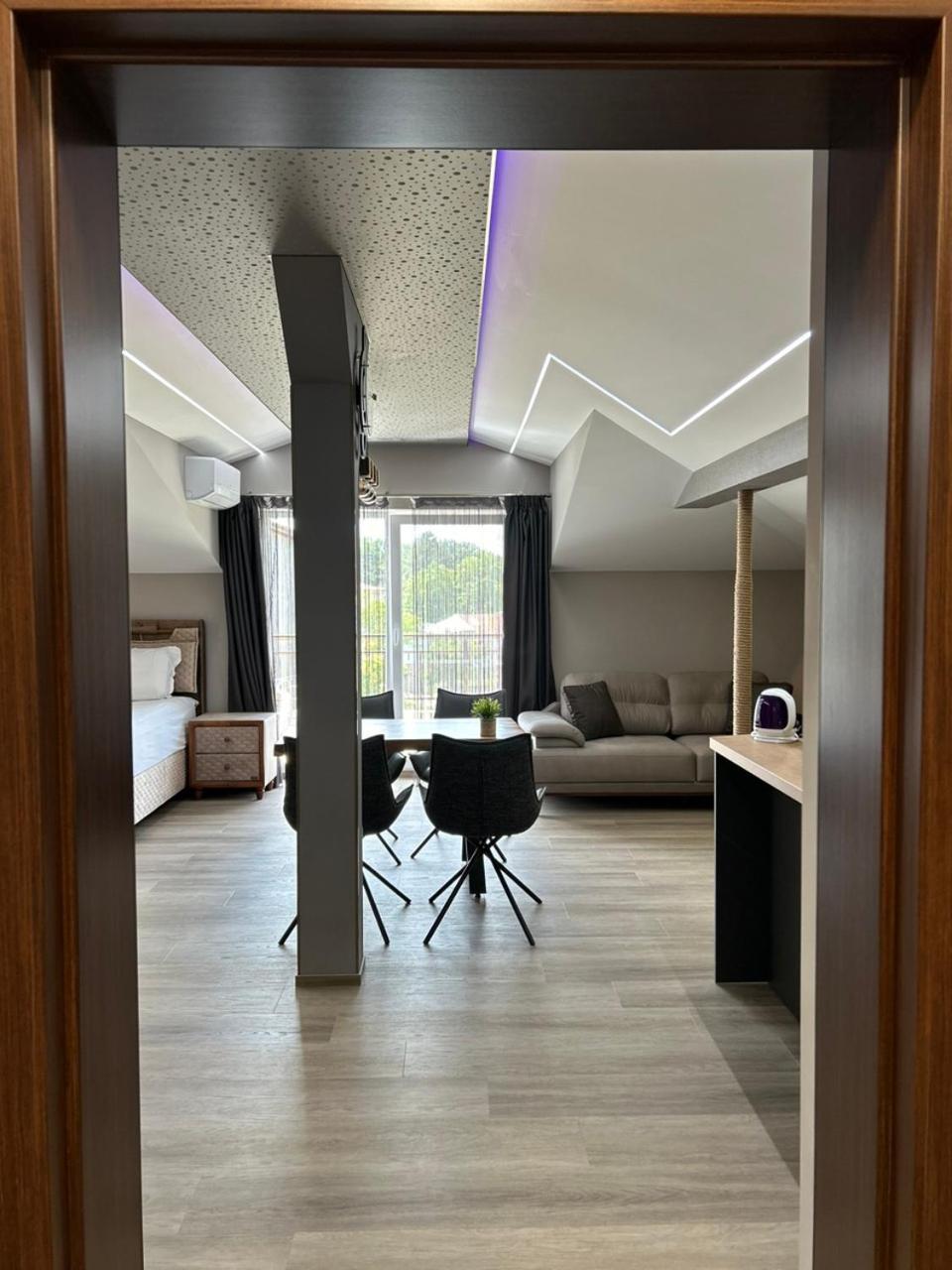 Guest House Sg-Brothers 오브조르 외부 사진